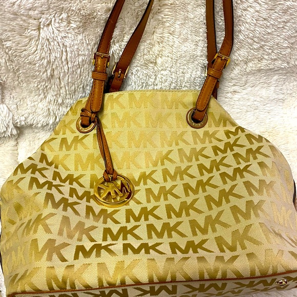 Mk bag 💼 - Picture 3 of 3